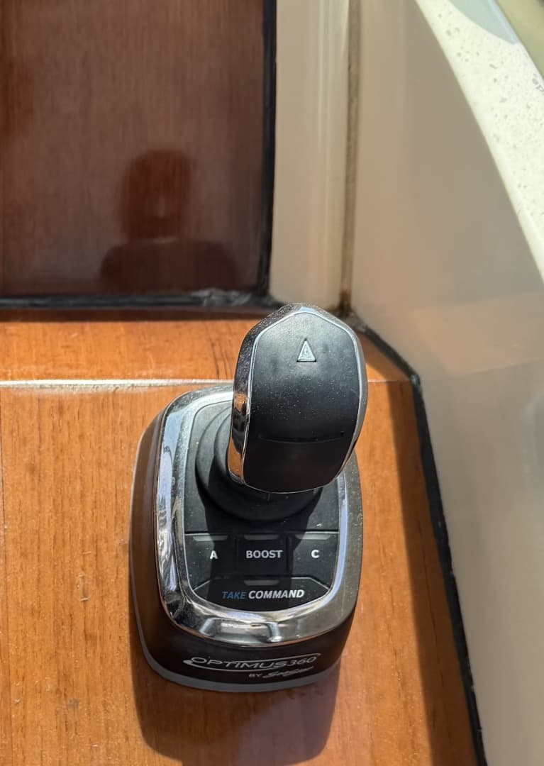 2016 Chris-Craft Calypso 26