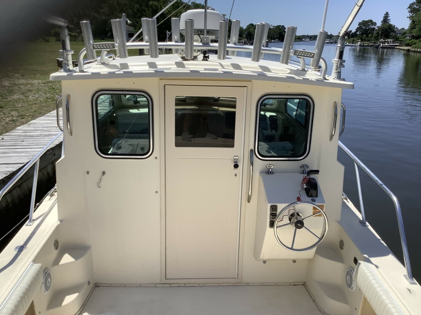 2012 Parker 2520 XL Sport Cabin
