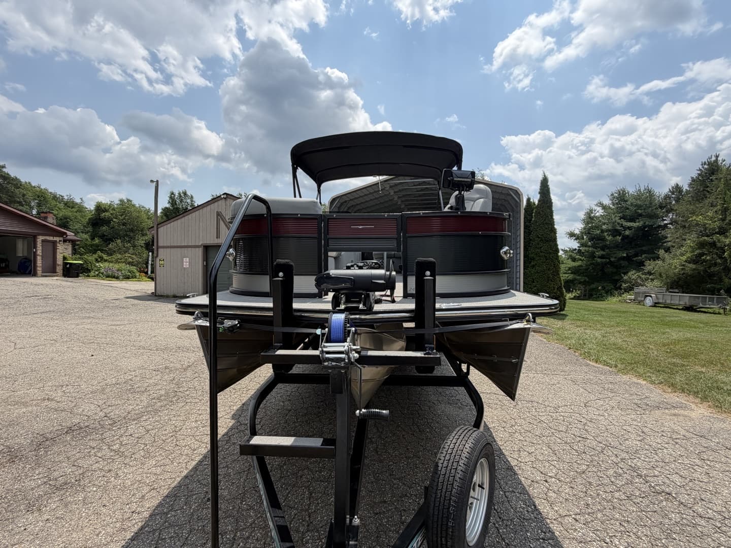 2021 Manitou Encore 24 Pro Angler SHP