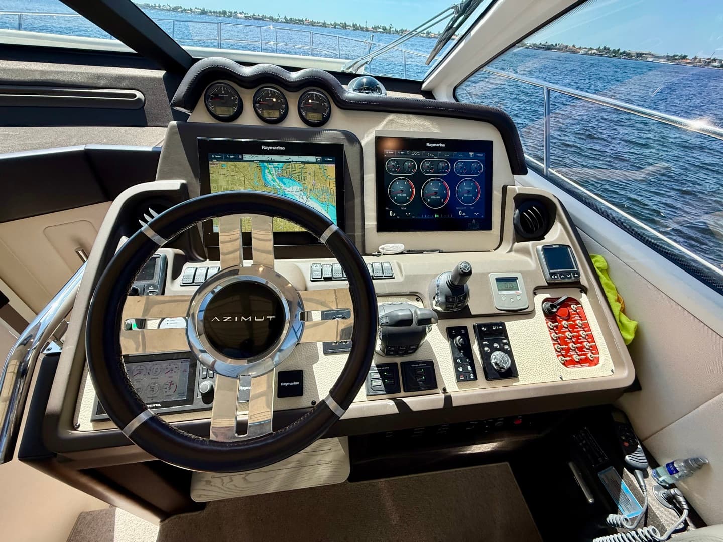 2015 Azimut 55S