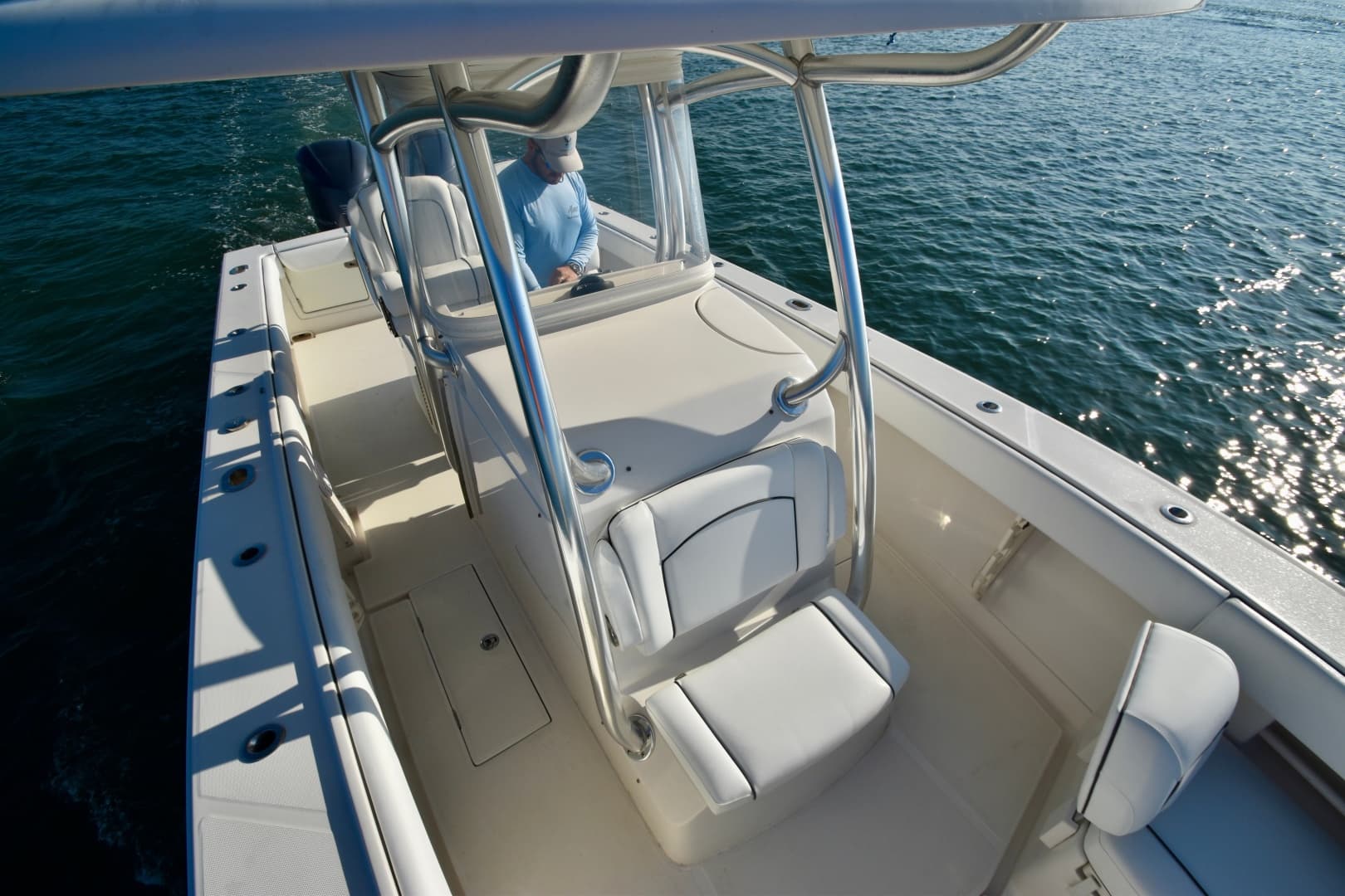 2015 Jupiter 30 Center Console