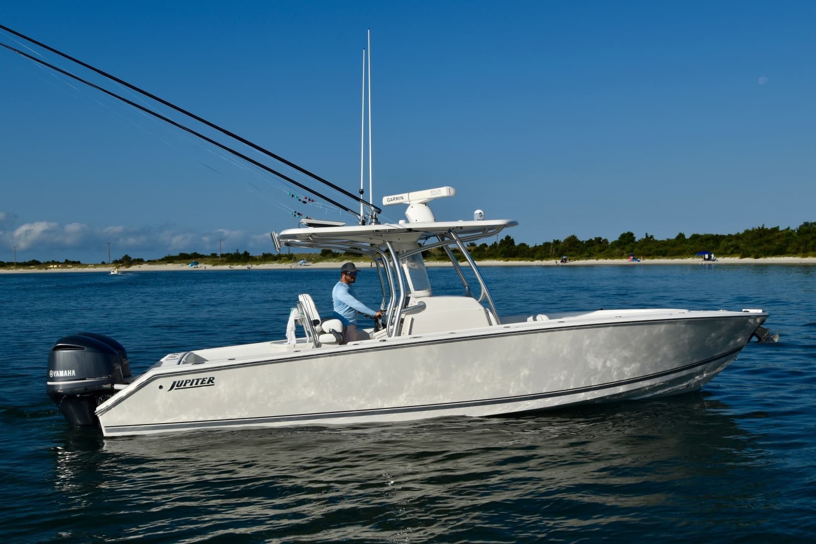2015 Jupiter 30 Center Console