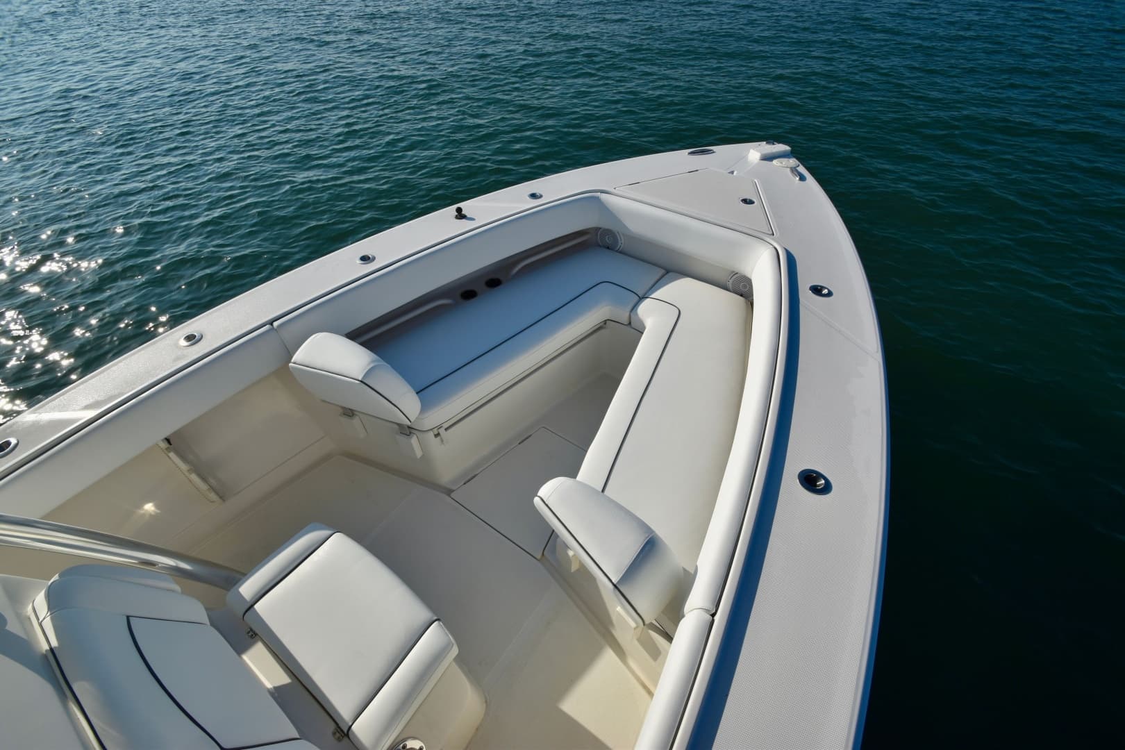 2015 Jupiter 30 Center Console