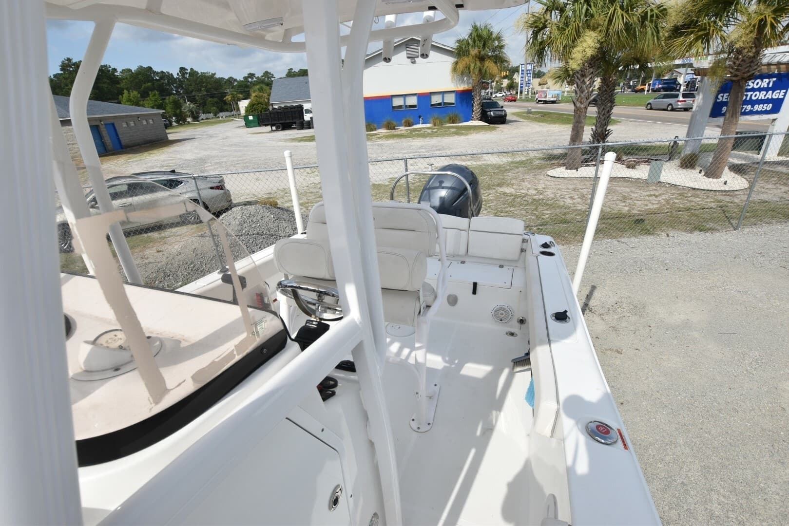 2023 Sea Hunt 
