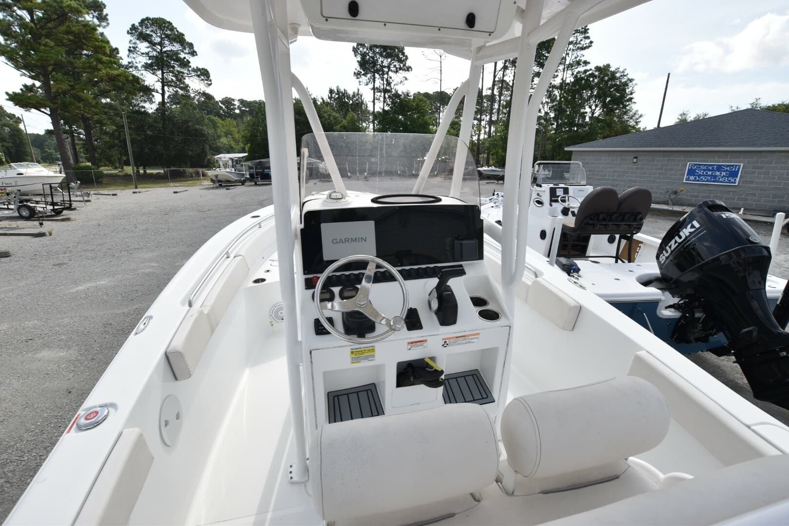 2023 Sea Hunt 
