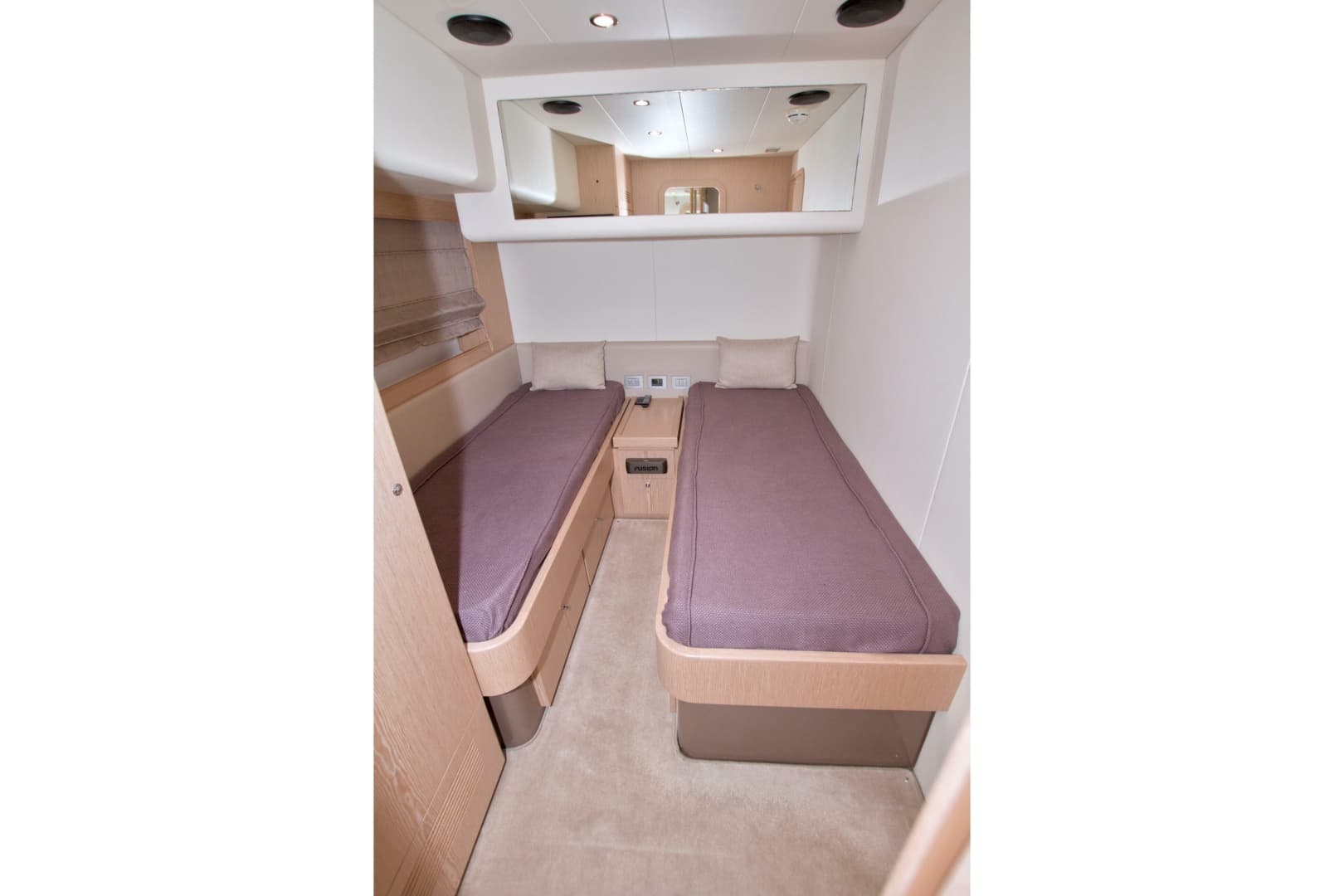 2014 Ferretti Yachts 620