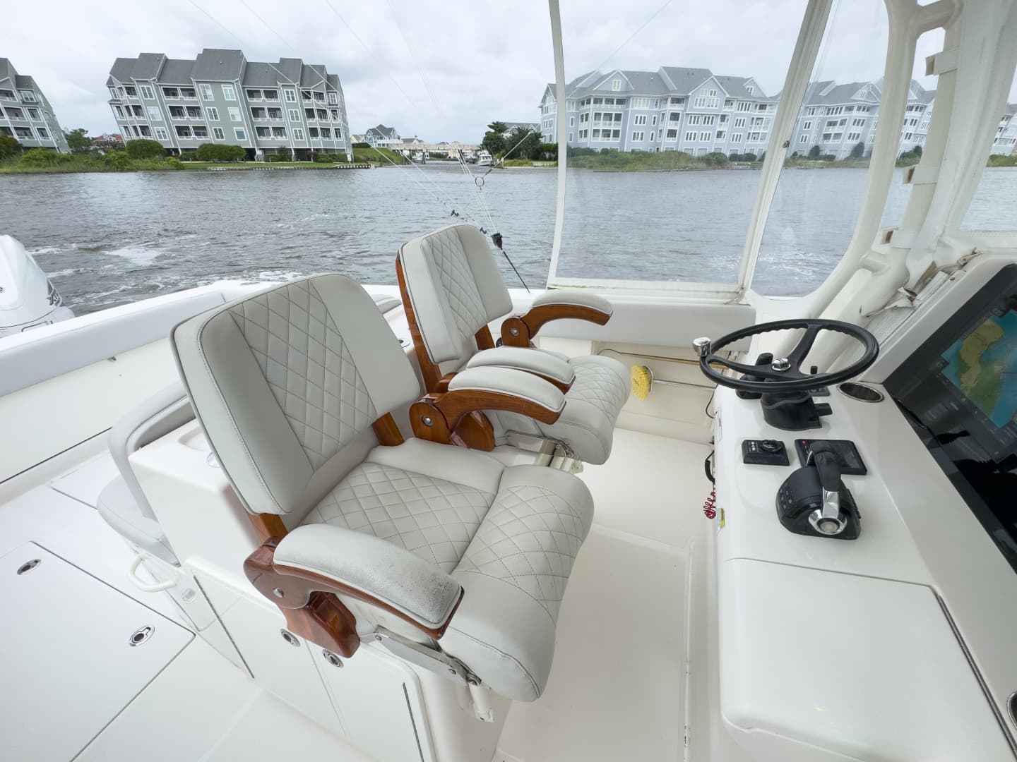2020 Jupiter 38 HFS