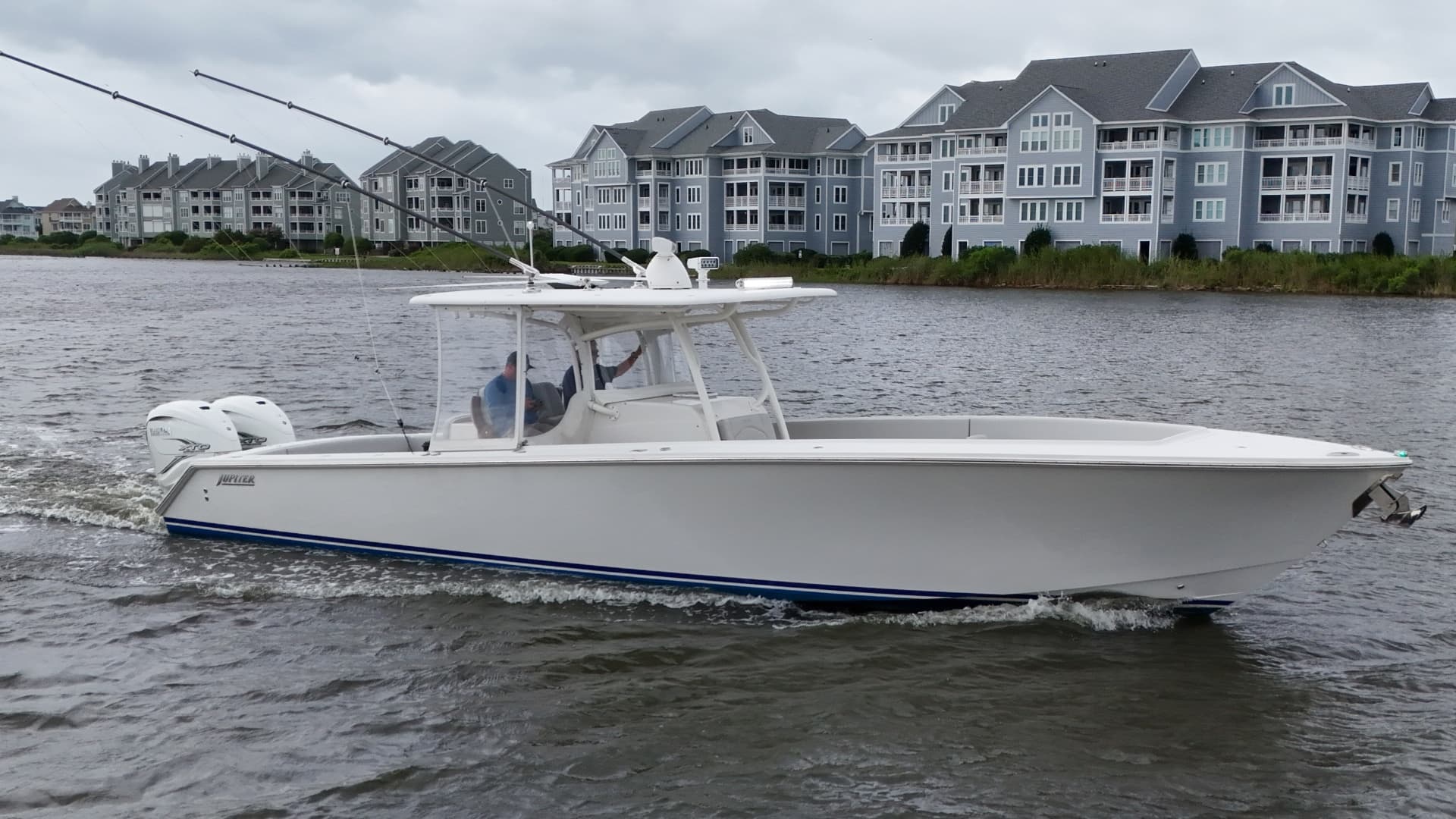 2020 Jupiter 38 HFS