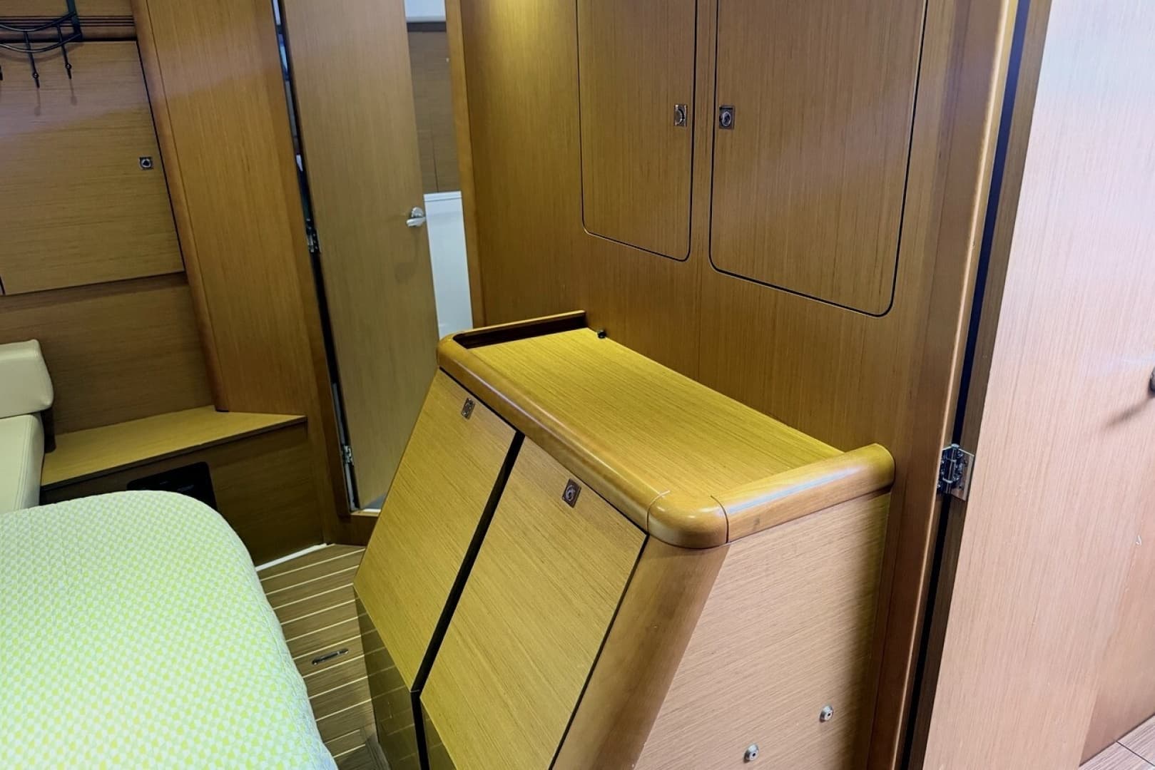 2011 Jeanneau Sun Odyssey 45 DS