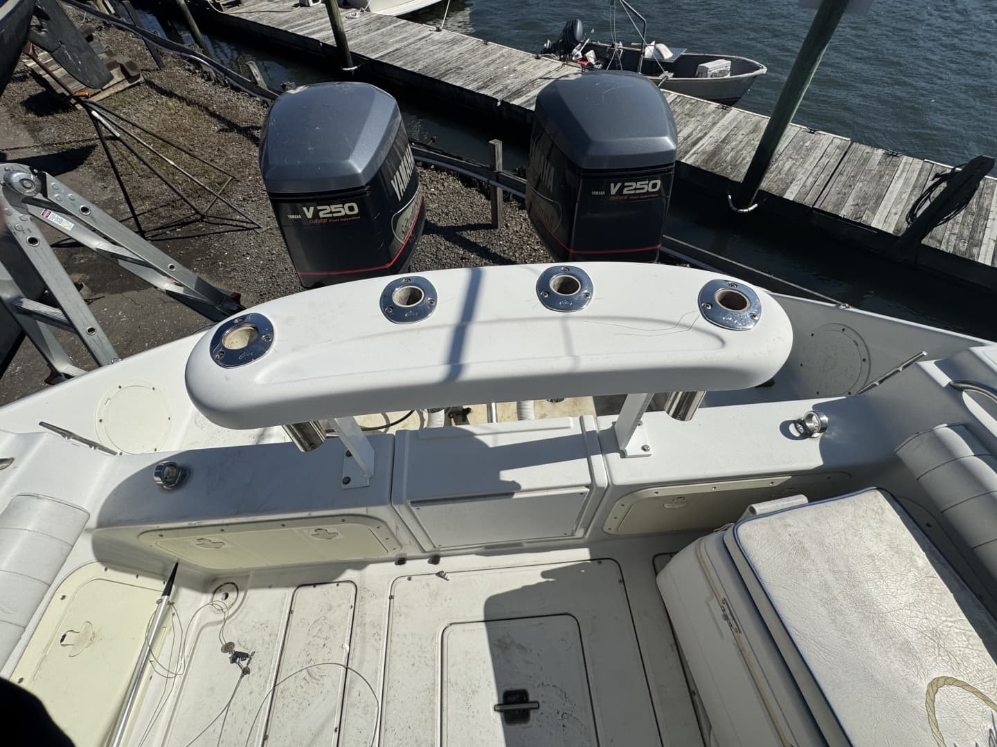 1990 Donzi F 33
