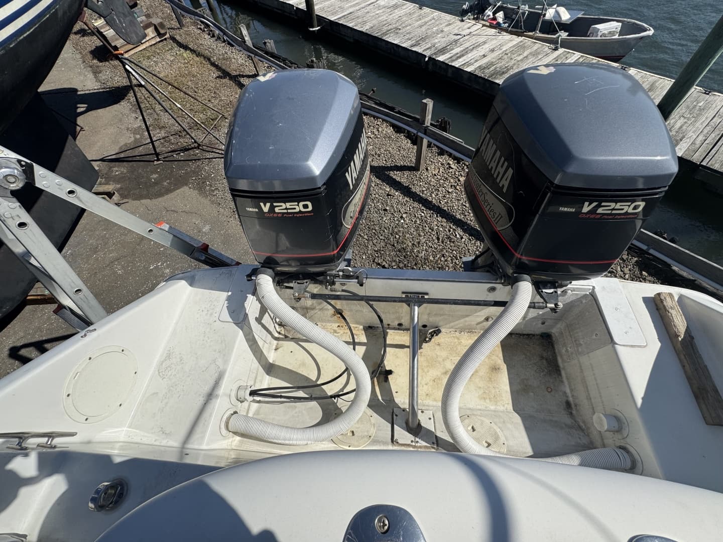 1990 Donzi F 33
