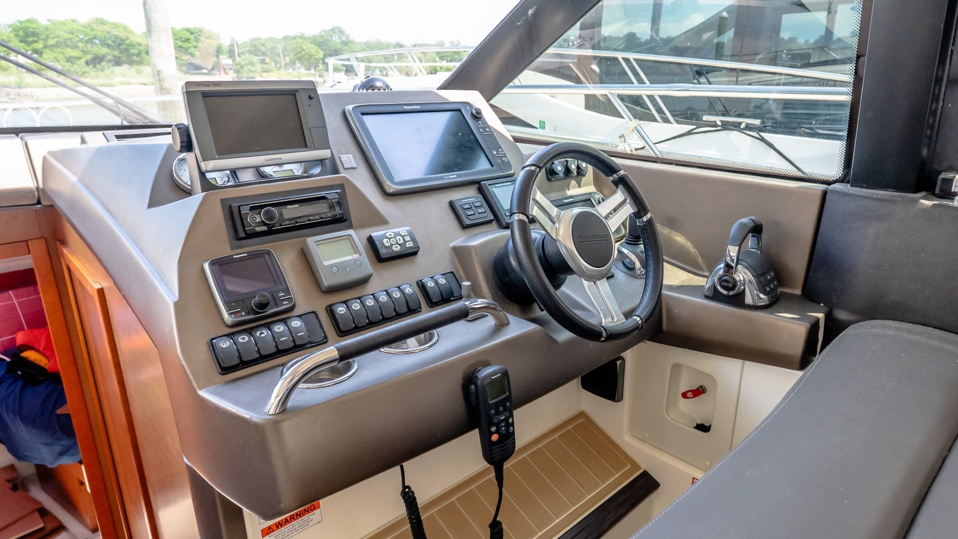 2015 Prestige 450S