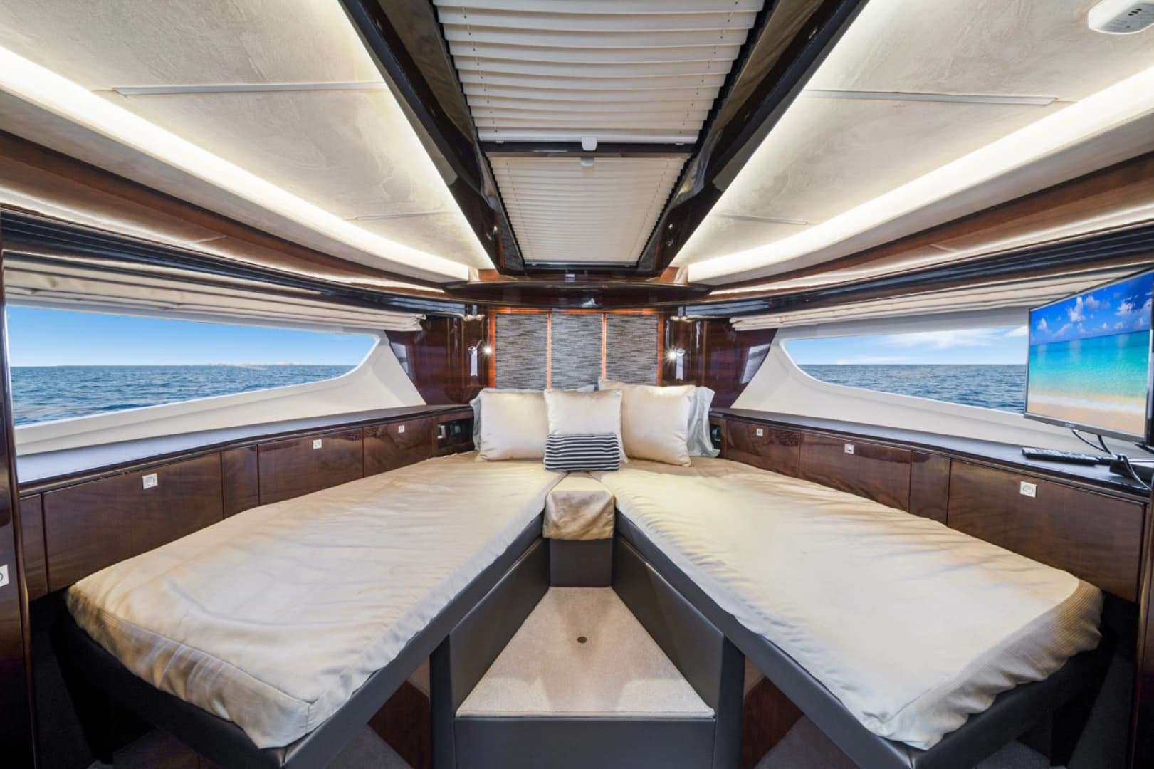 2022 Galeon 400 Fly