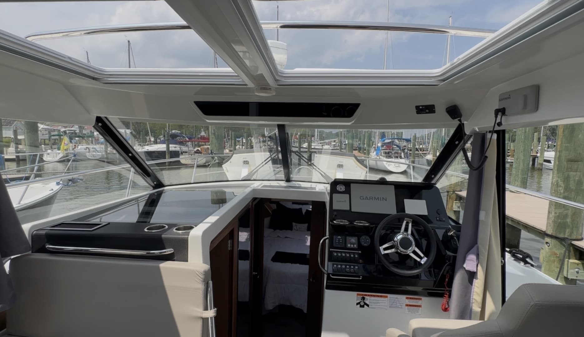 2021 Jeanneau NC1095