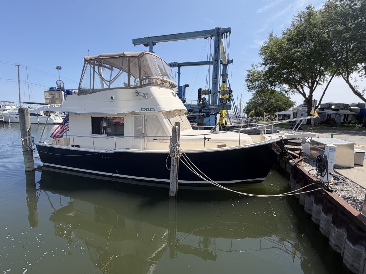 2006 Mainship 34 Trawler