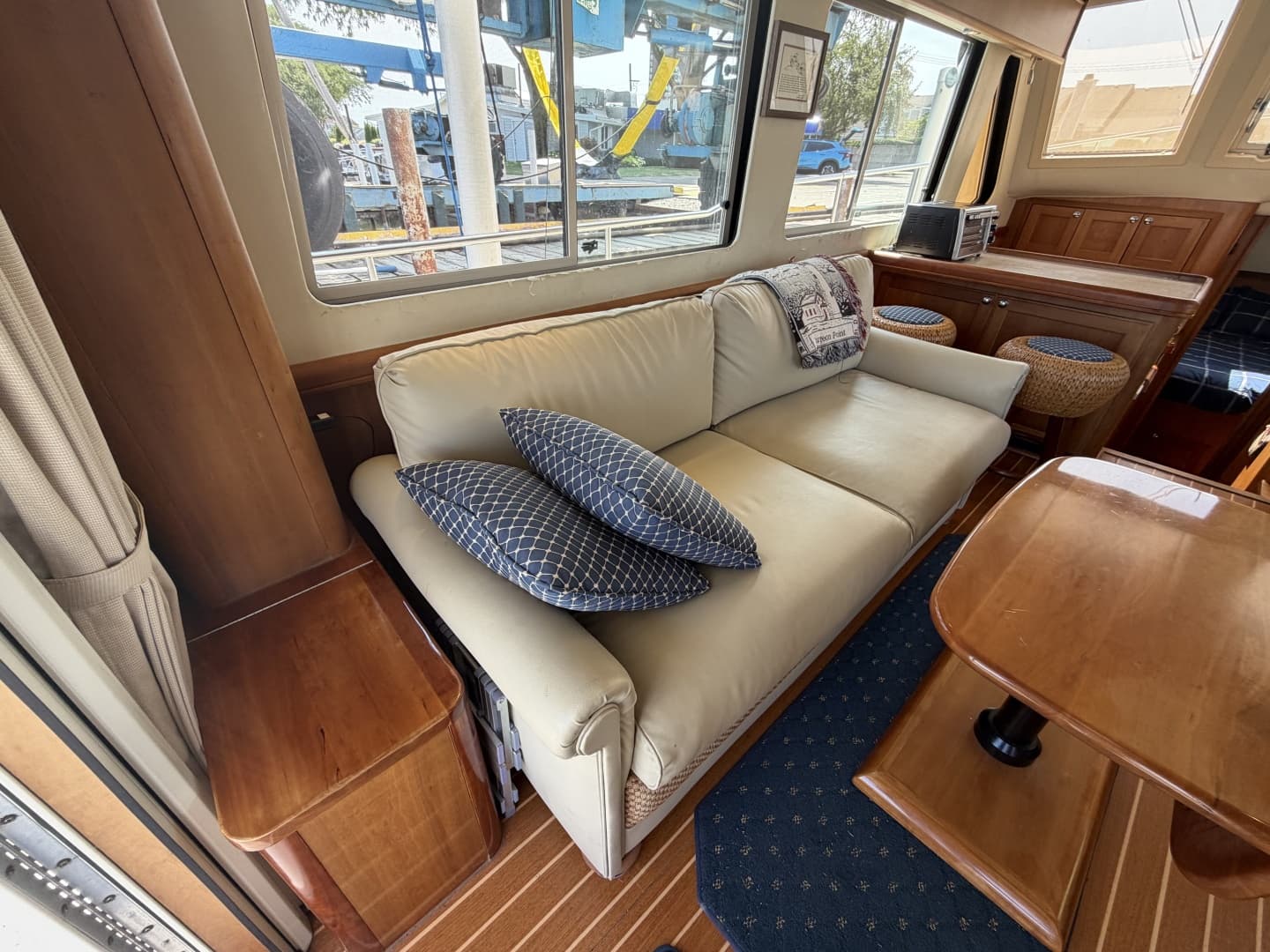 2006 Mainship 34 Trawler