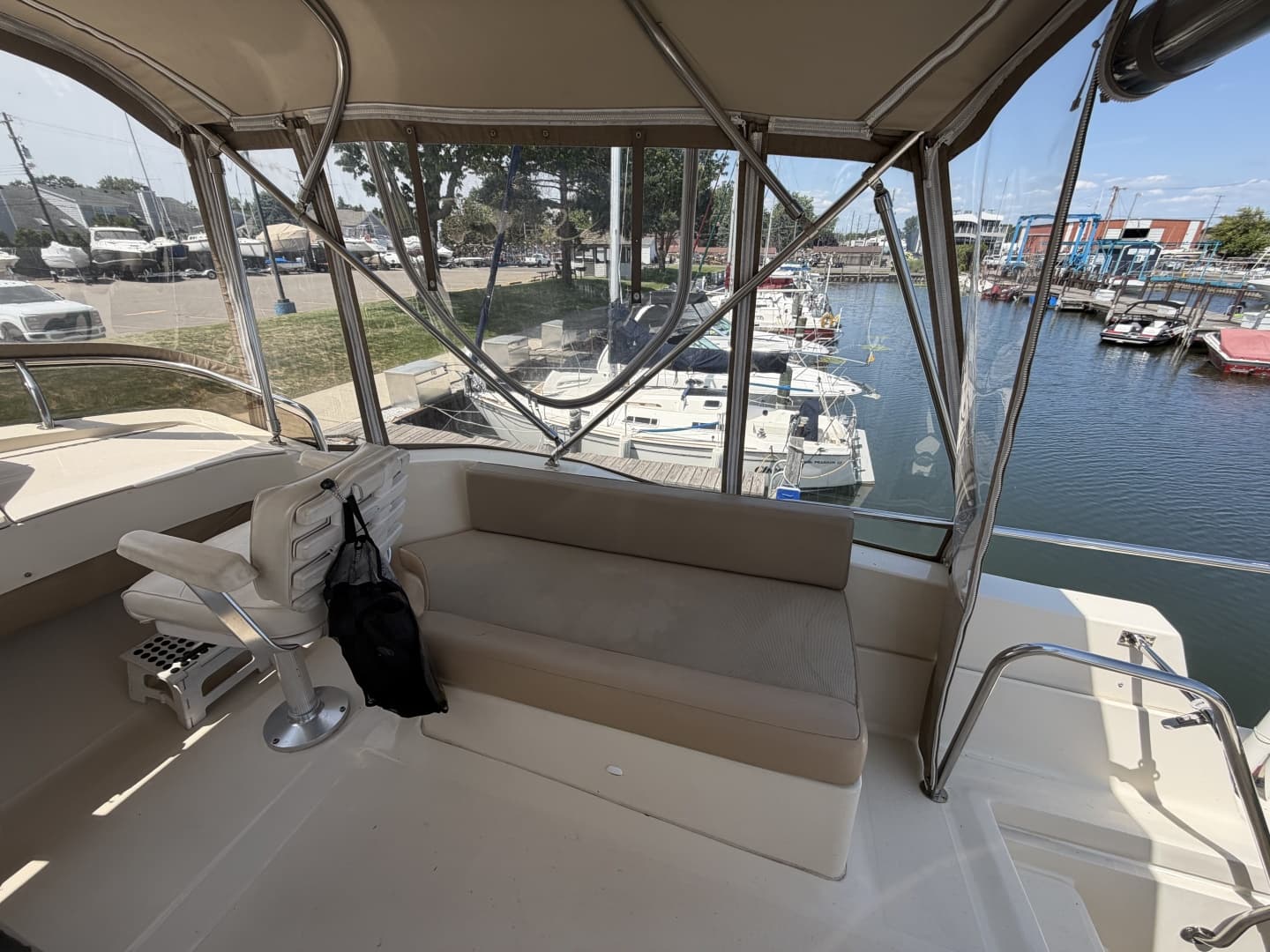 2006 Mainship 34 Trawler