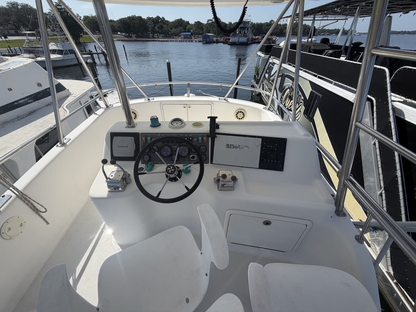 2000 Riviera 34