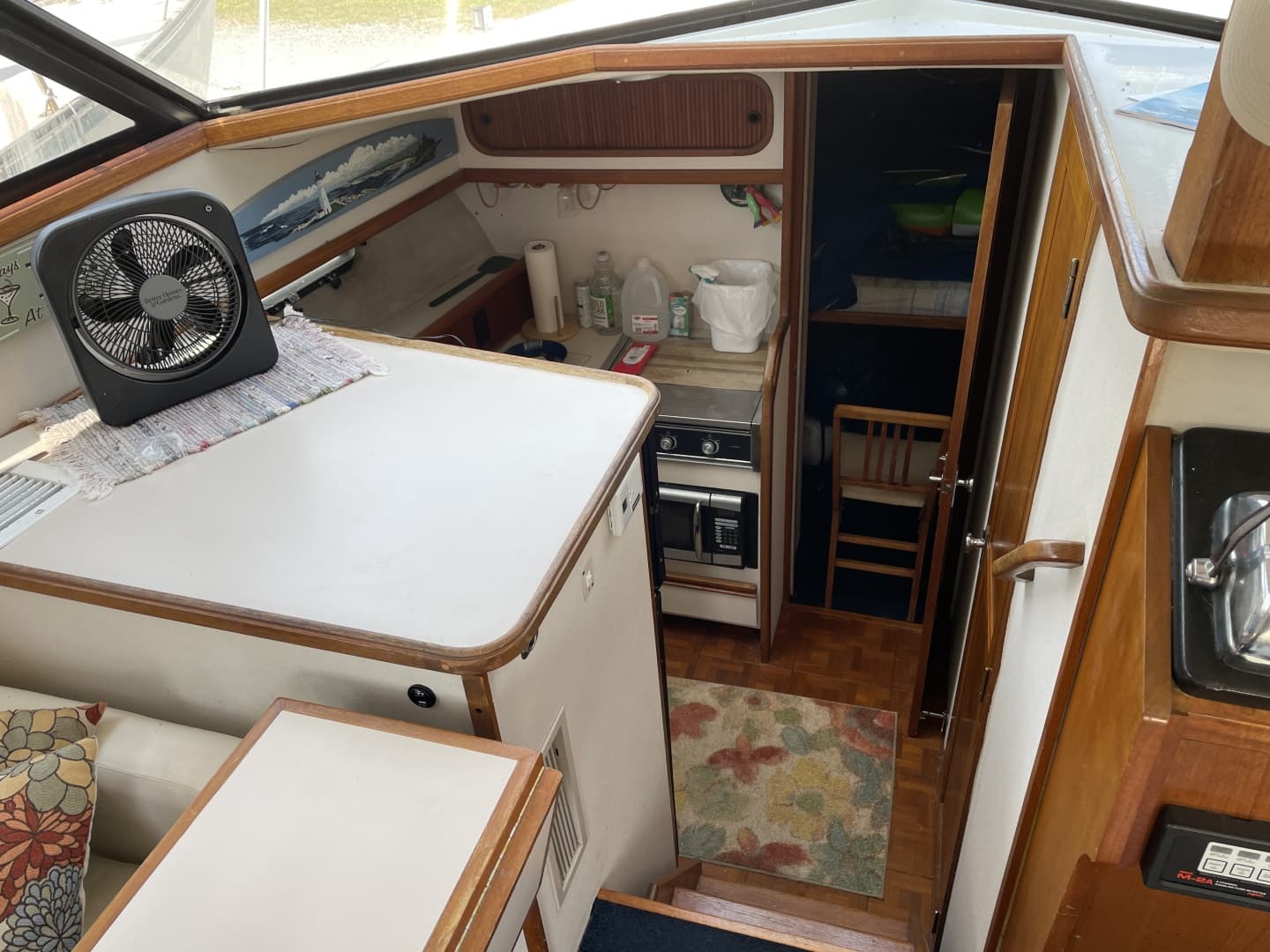 1989 Carver 