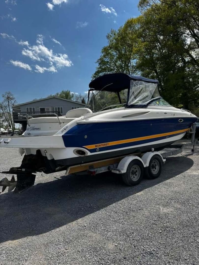 2003 Monterey 268 SC