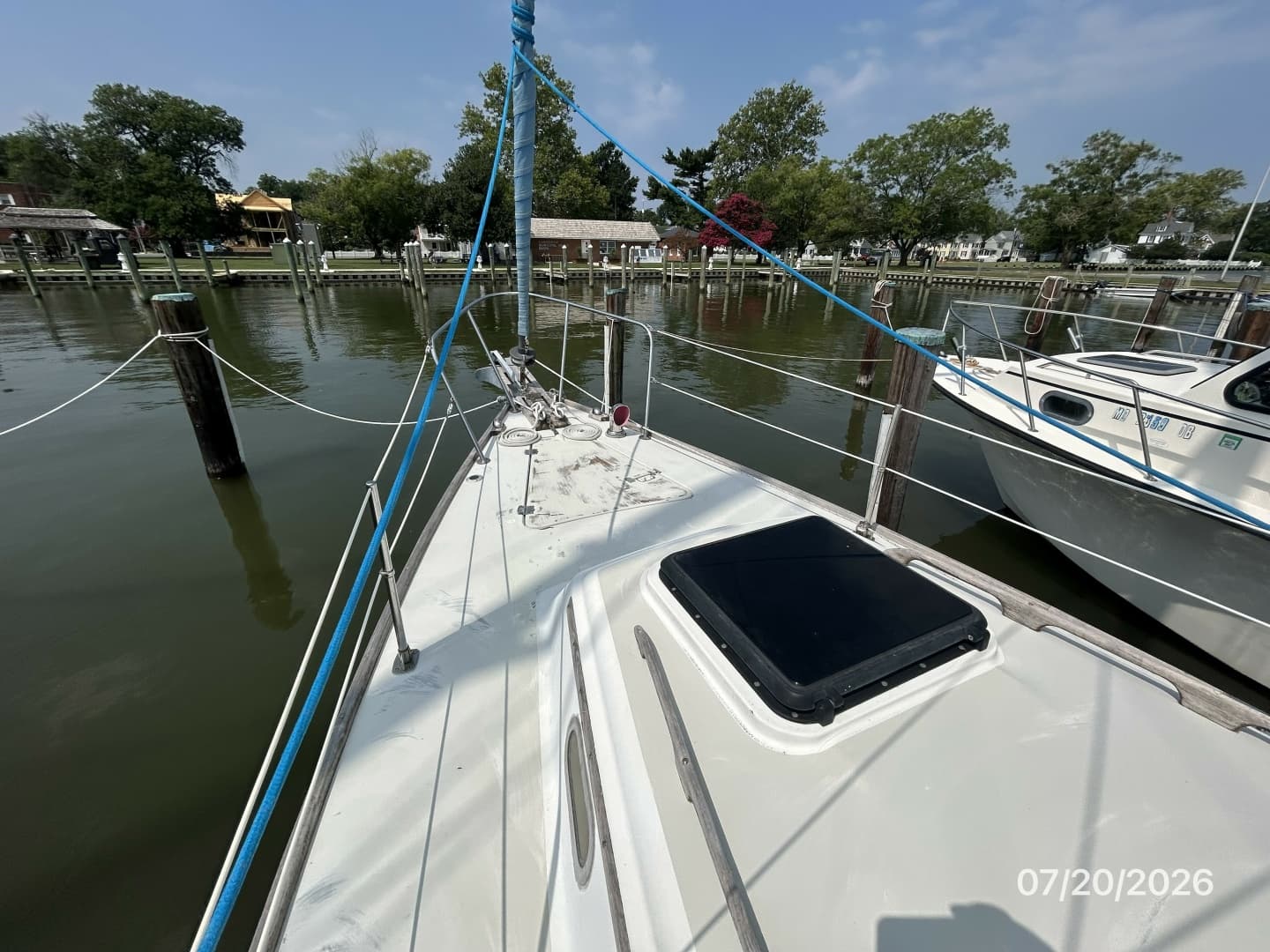 35' Pearson foredeck1