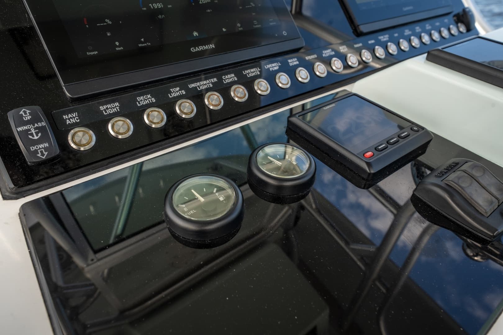 2009 Bimini 24 Center Console