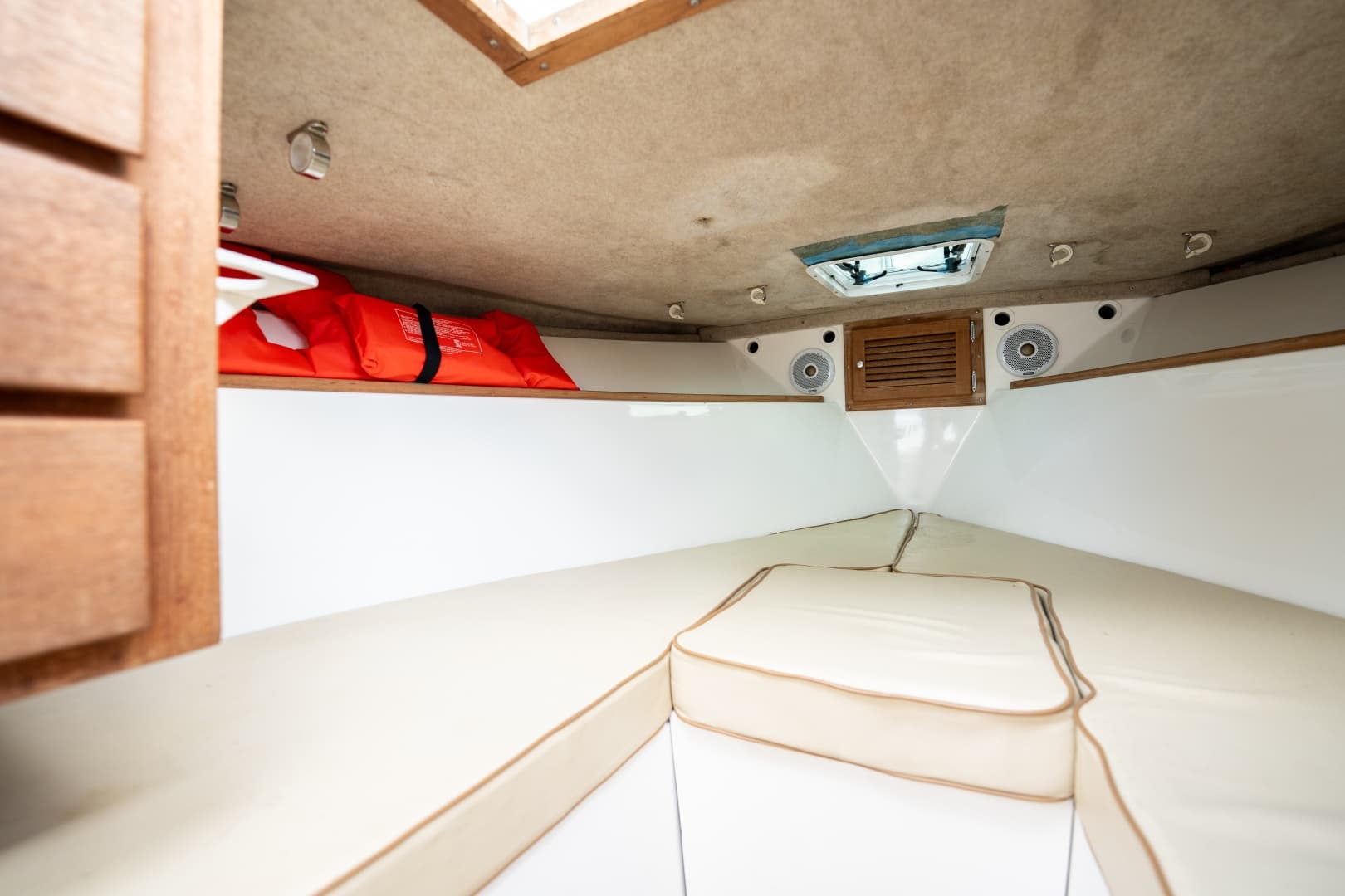 2009 Bimini 24 Center Console