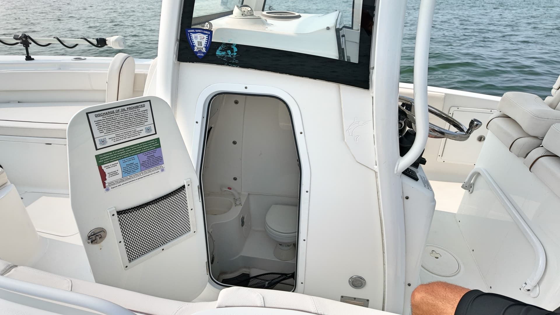 Imgi_33_2020 Sea Hunt Gamefish 30 Power 10264217 20260727072040529 22
