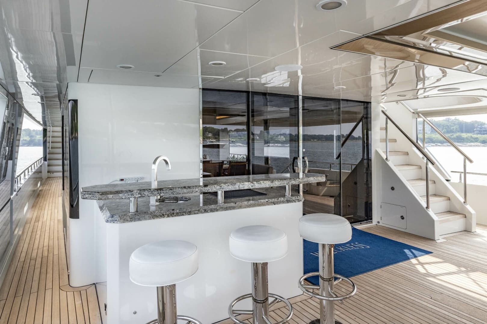 Main Aft Deck Wet Bar