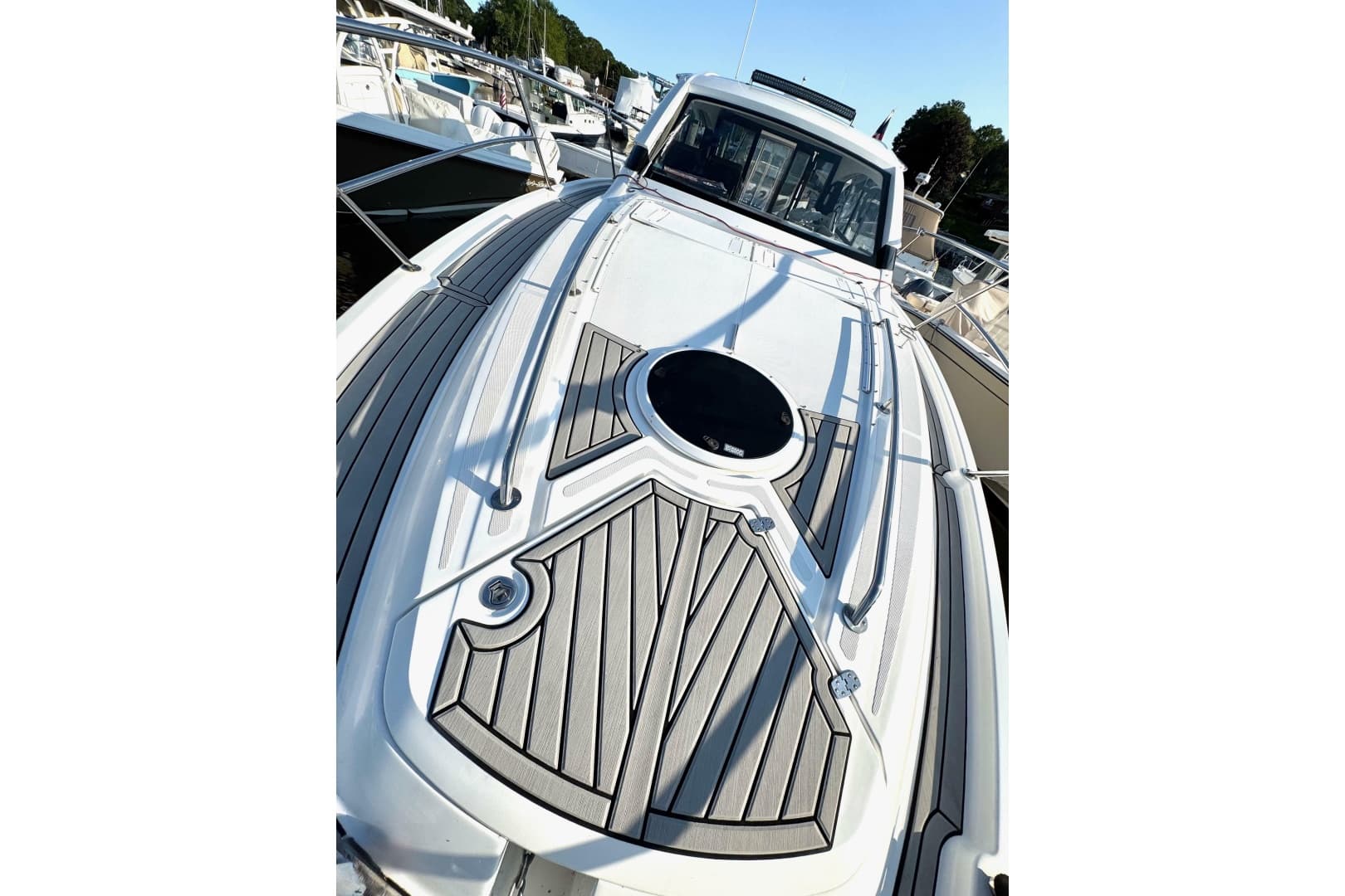 2008 Four Winns V338
