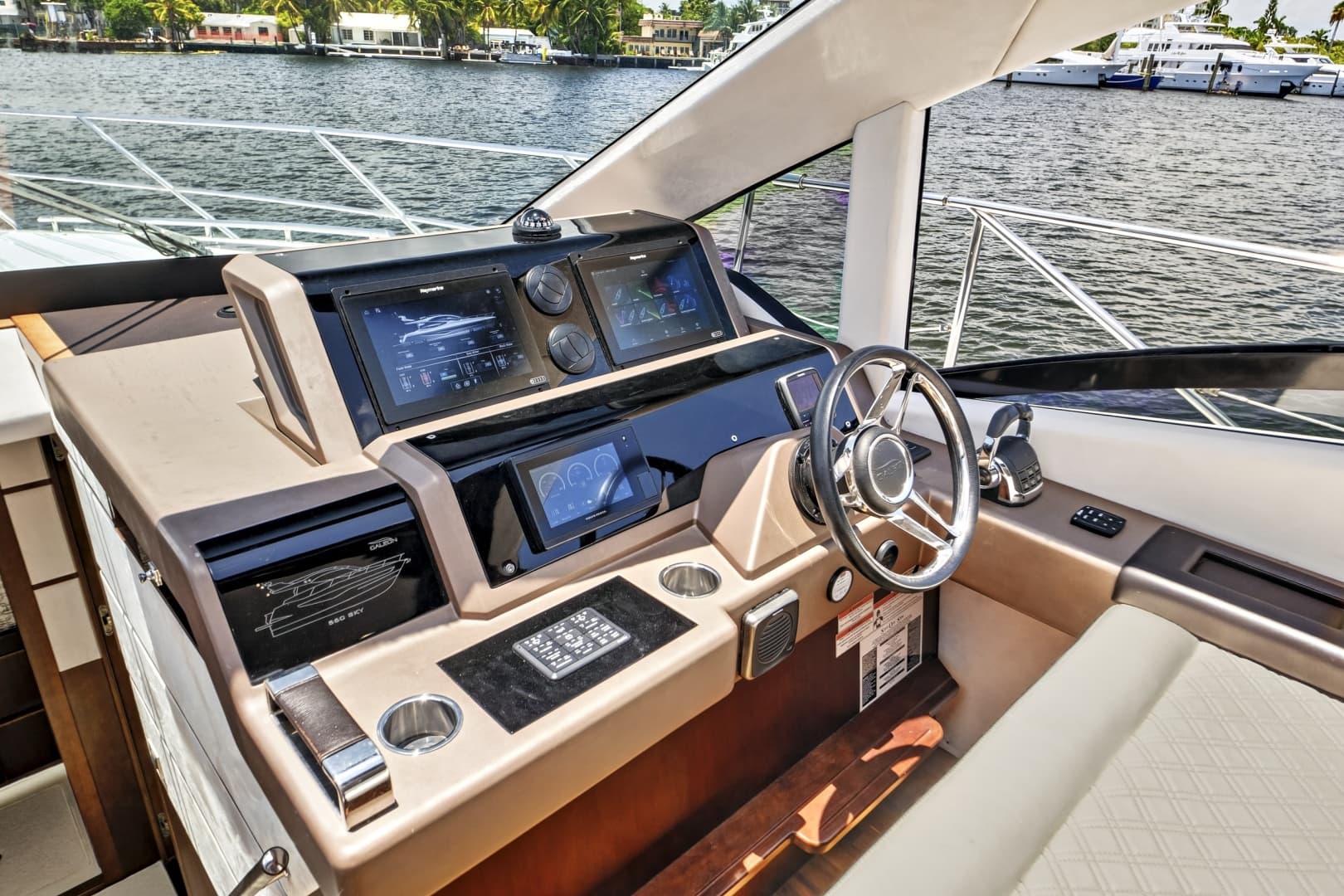 2017 Galeon Sky
