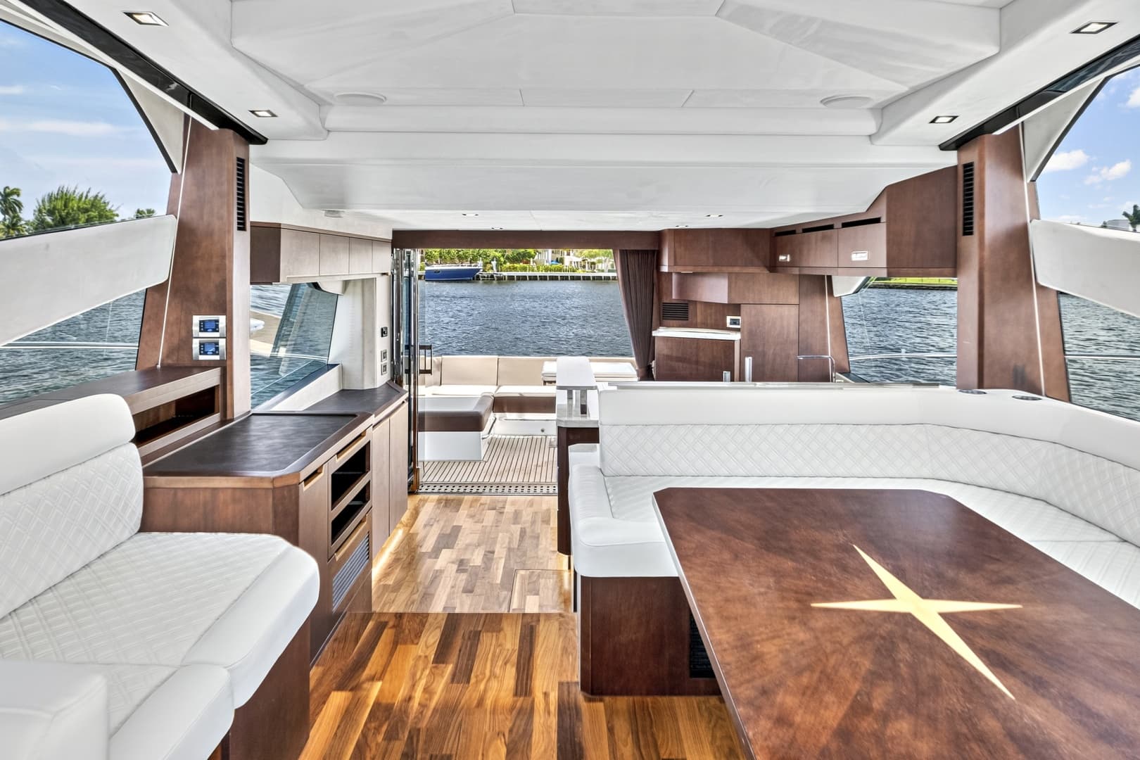 2017 Galeon Sky