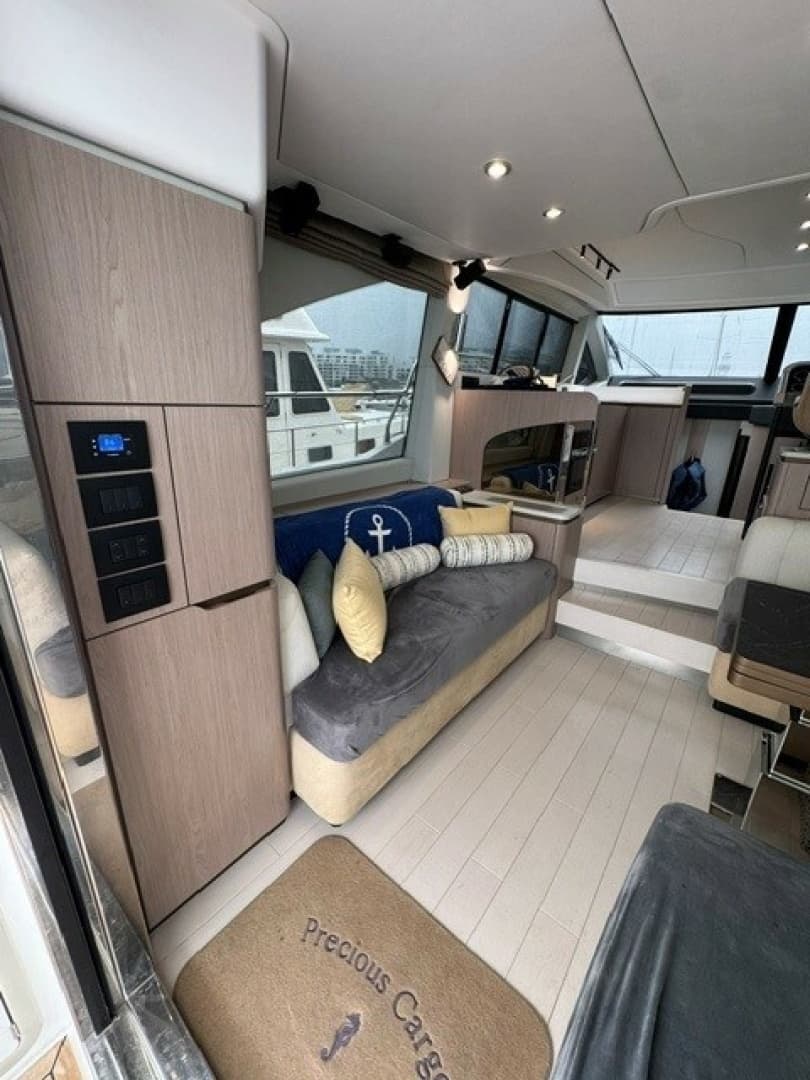 2023 Azimut 50FLY