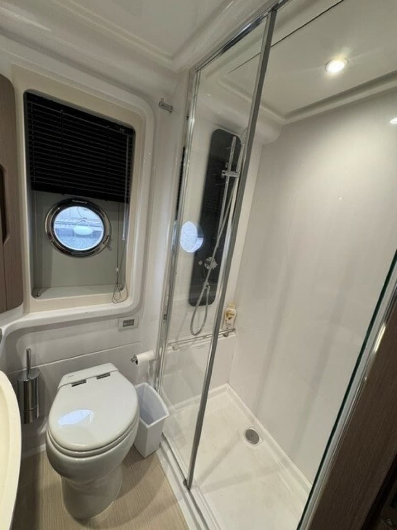 2023 Azimut 50FLY
