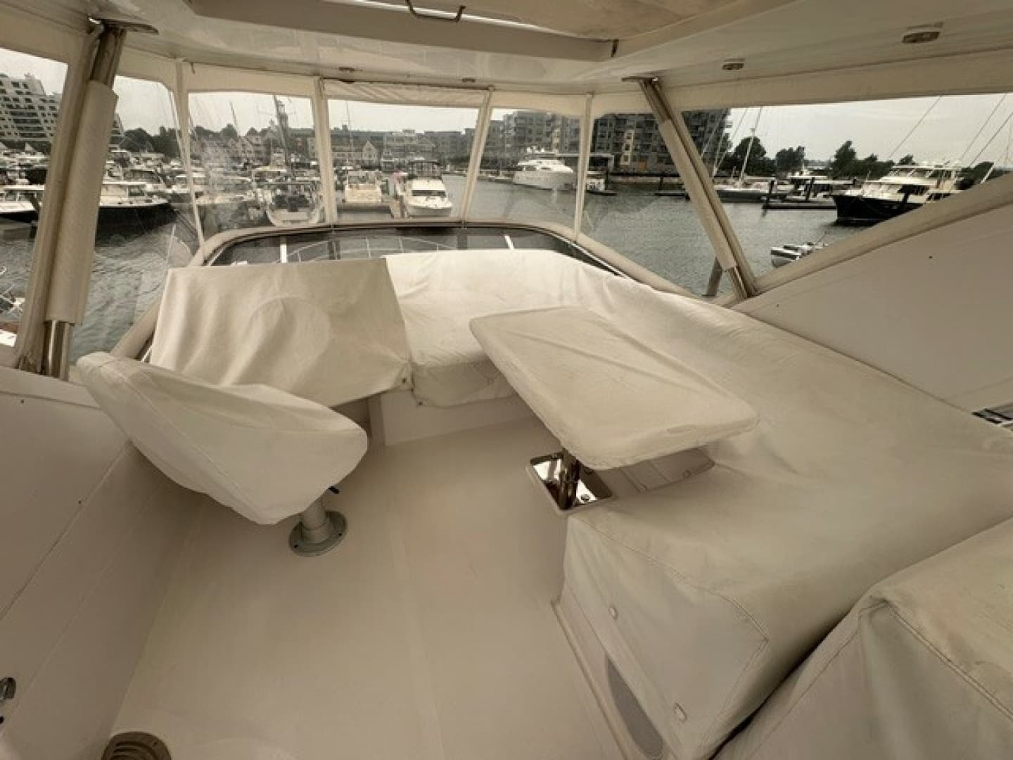 2023 Azimut 50FLY
