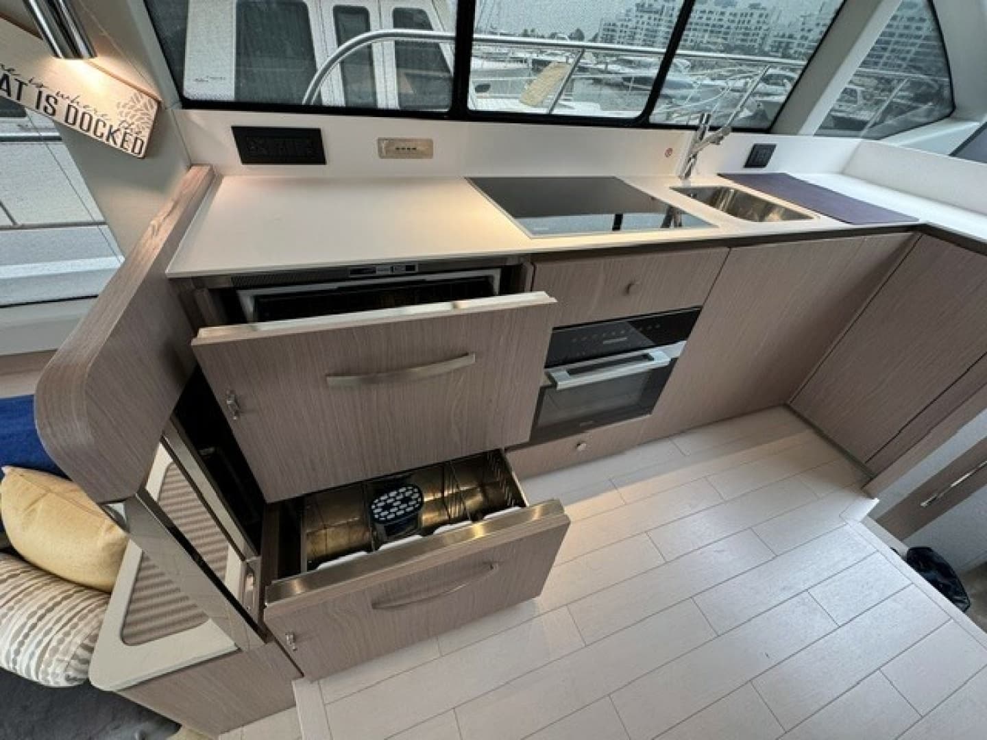 2023 Azimut 50FLY