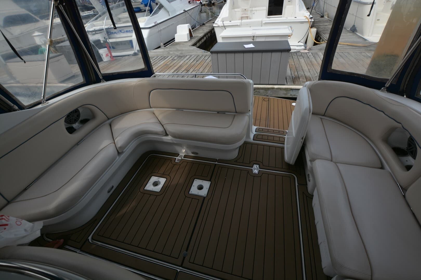 2001 Chris-Craft 328