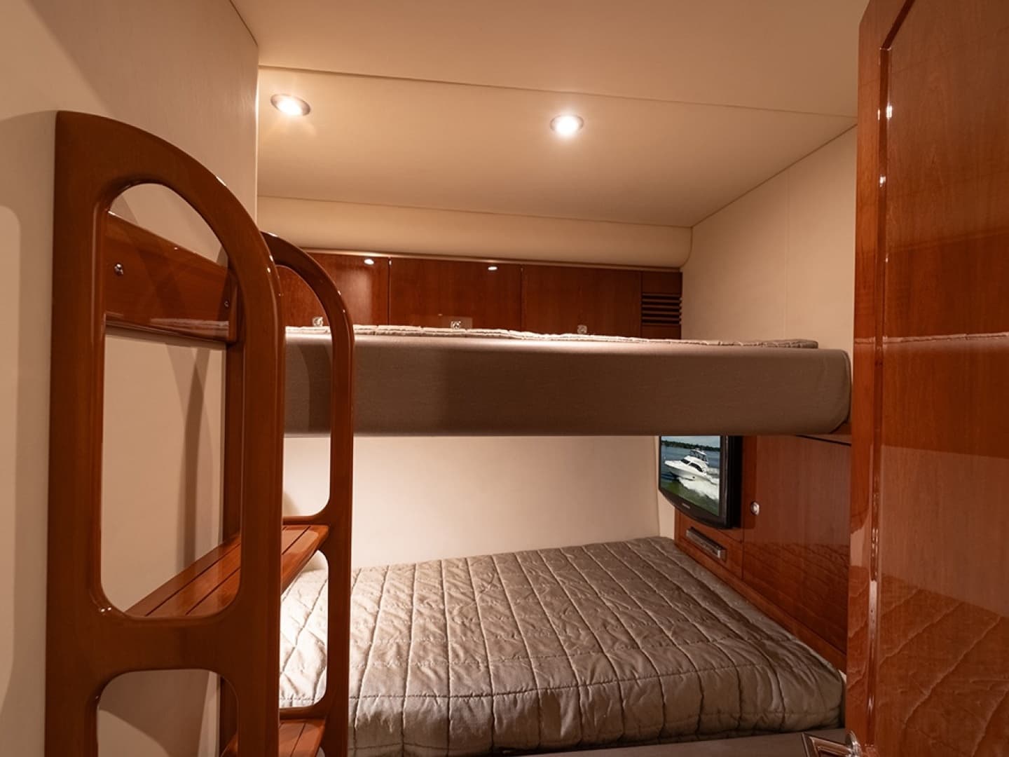 Bunk stateroom