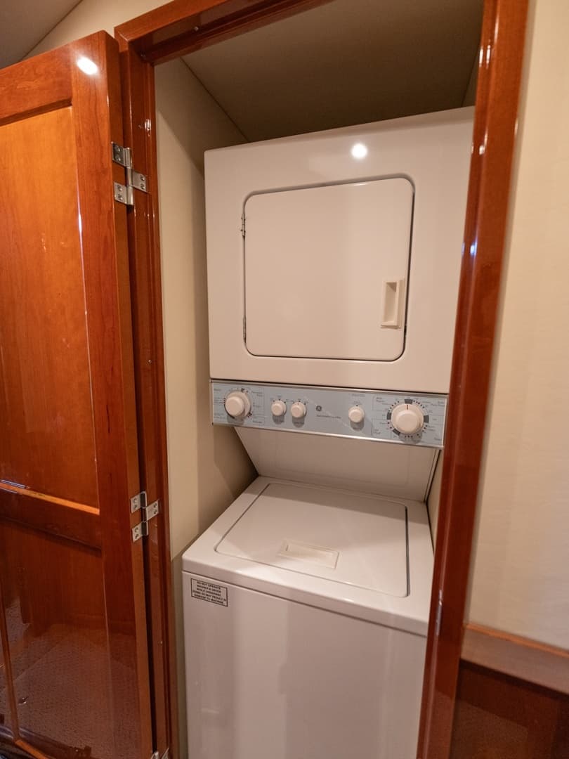 GE Spacemaker Laundy washer and dryer