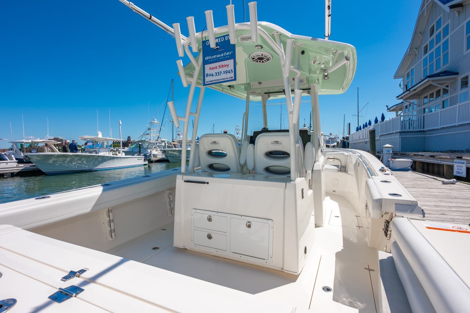 32 Cobia 2020 Hank 08