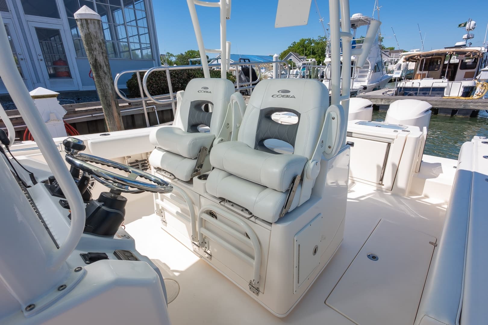 32 Cobia 2020 Hank 12