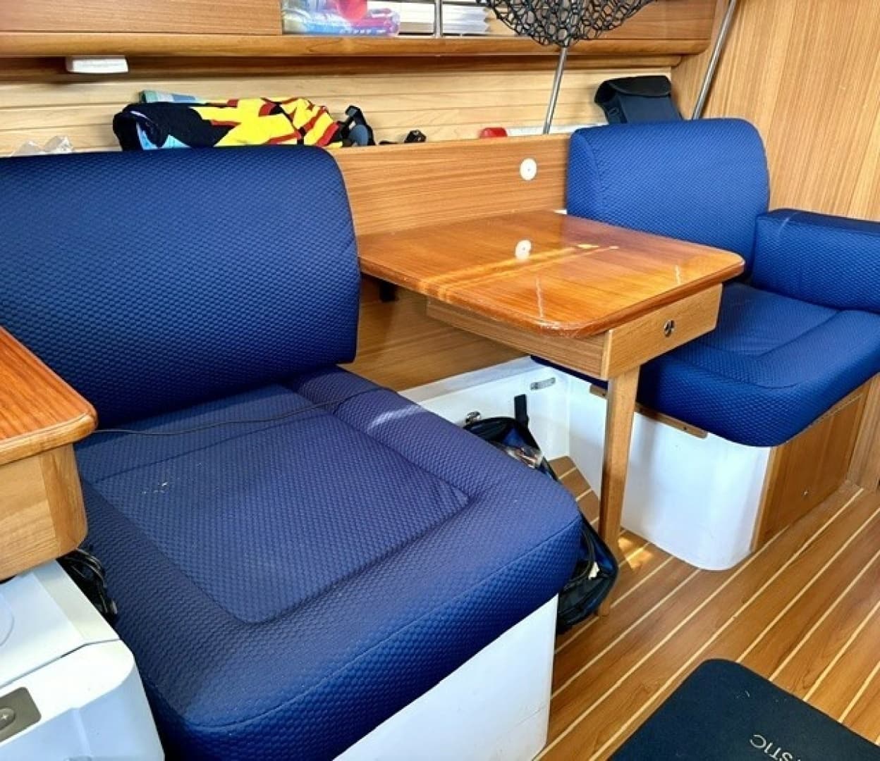 2022 Catalina 355