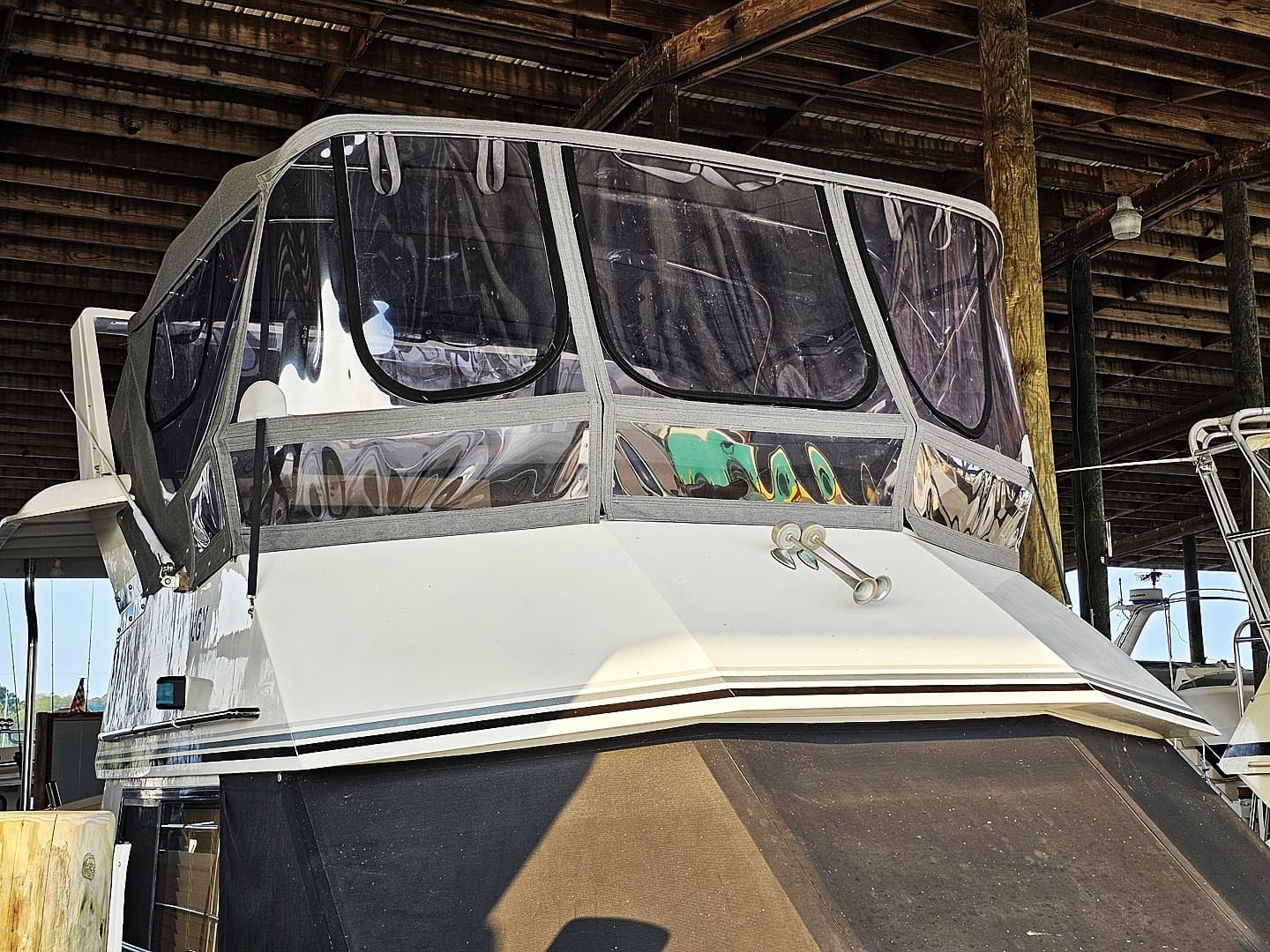 1988 President 37 Aft Cabin