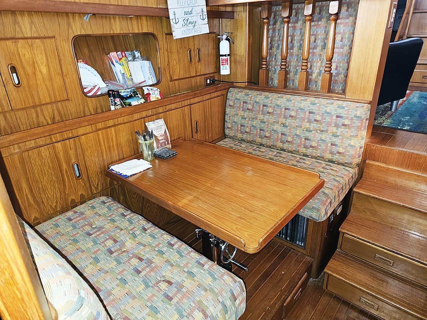 1988 President 37 Aft Cabin