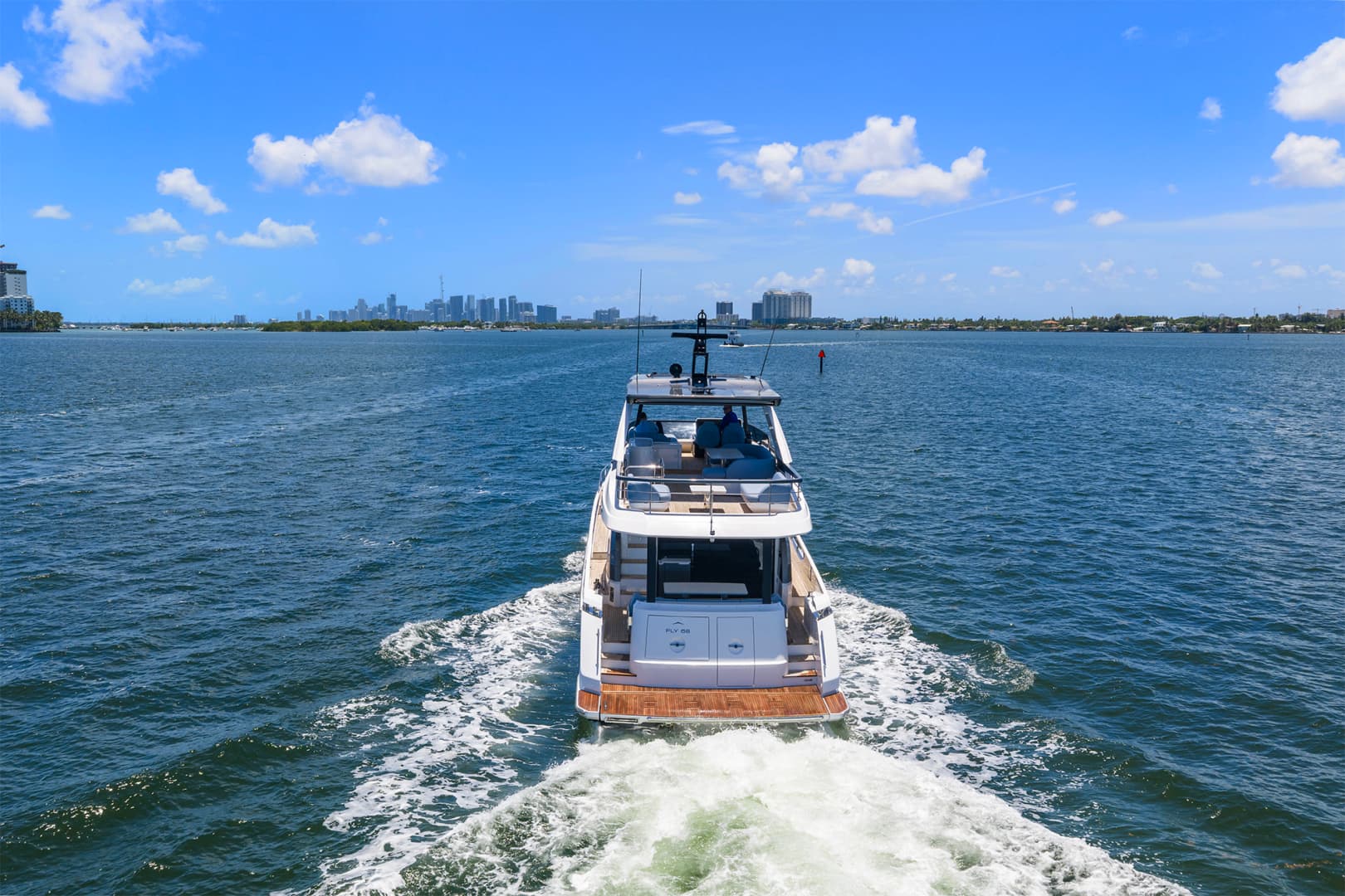 2025 Azimut 68 FLY