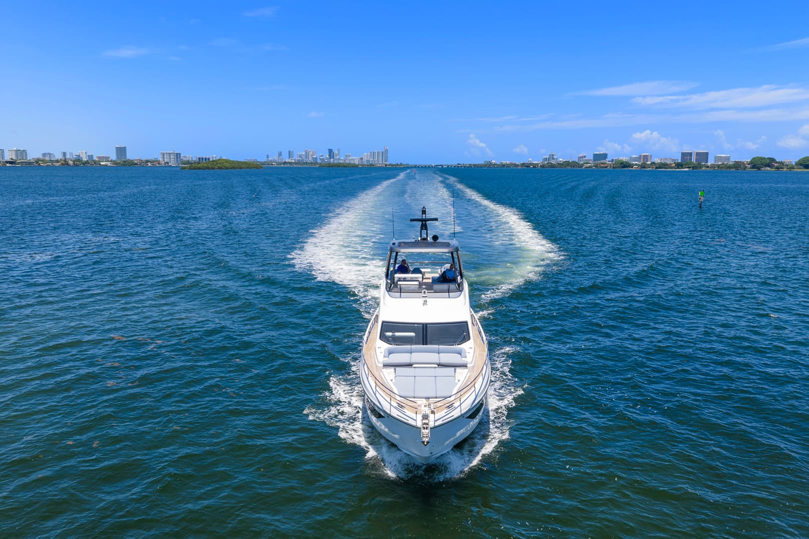 2025 Azimut 68 FLY