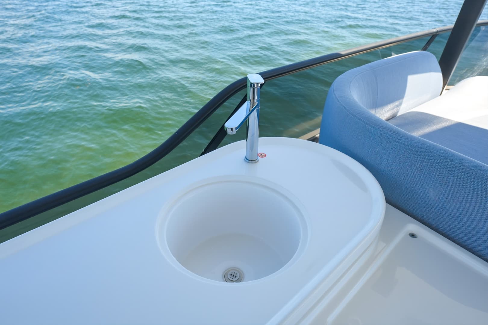2025 Azimut 68 FLY