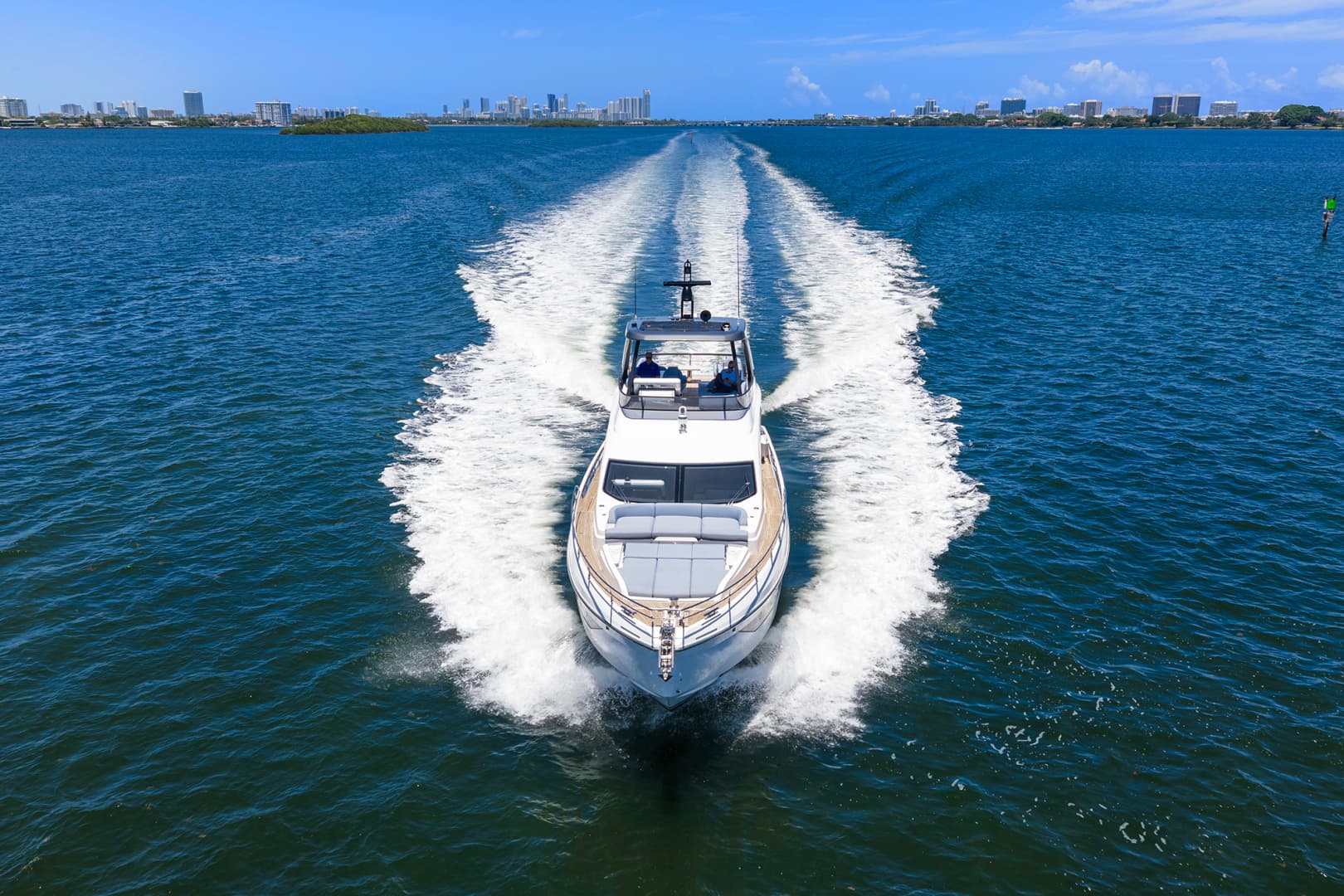 2025 Azimut 68 FLY