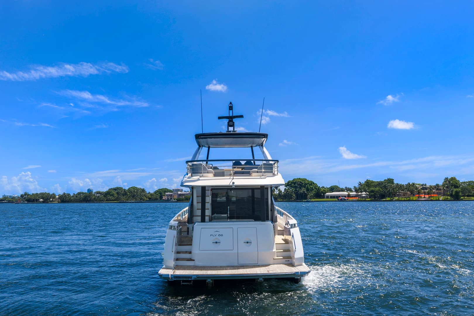 2025 Azimut 68 FLY