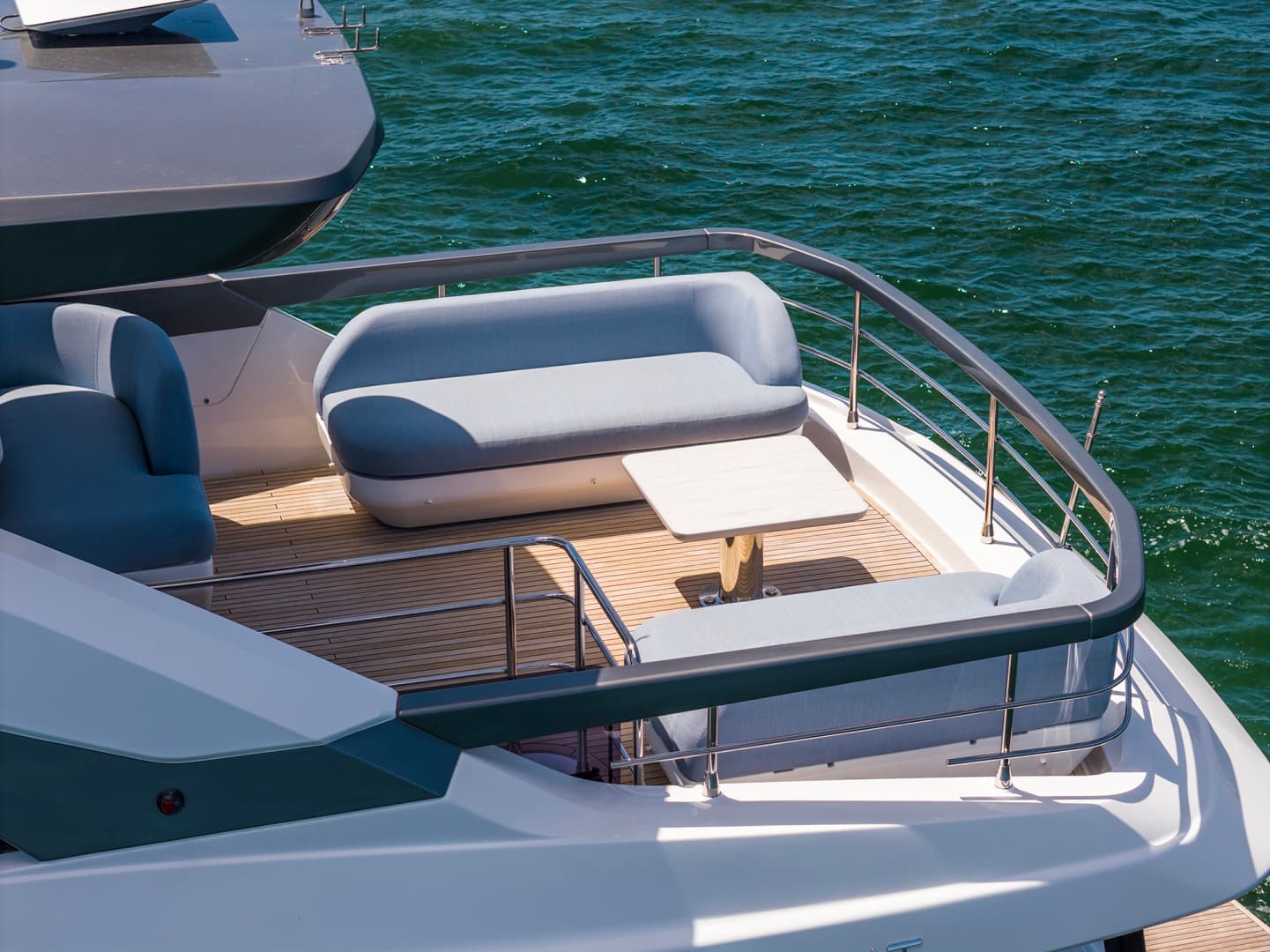 2025 Azimut 68 FLY